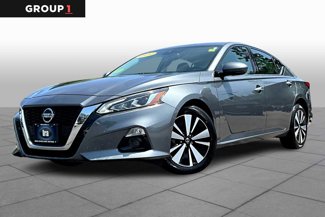 Used 2020 Nissan Altima 2.5 SV video 1