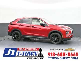 Used 2023 Mitsubishi Eclipse Cross LE image 1