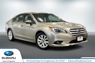 Used 2017 Subaru Legacy 2.5i Premium image 1