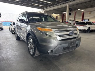 Used 2014 Ford Explorer XLT w/ Equipment Group 202A image 1