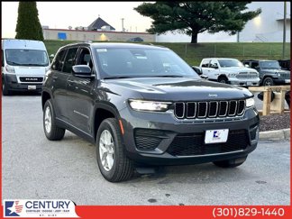 New 2024 Jeep Grand Cherokee Laredo X image 1