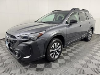 Used 2023 Subaru Outback Premium image 1