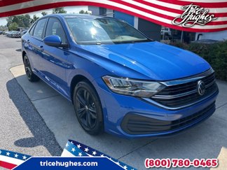 Used 2023 Volkswagen Jetta SE image 1