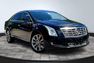 Used 2015 Cadillac XTS image 1