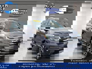 Used 2019 Honda Pilot Touring image 1