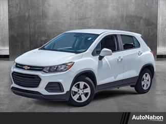 Used 2020 Chevrolet Trax LS image 1