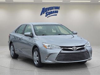 Used 2017 Toyota Camry LE image 1