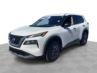 Used 2023 Nissan Rogue S image 1