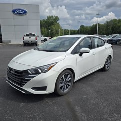 Used 2024 Nissan Versa SV image 1