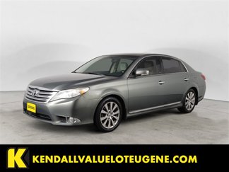 Used 2011 Toyota Avalon Limited image 1