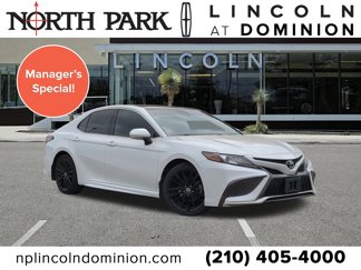 Used 2021 Toyota Camry XSE image 1
