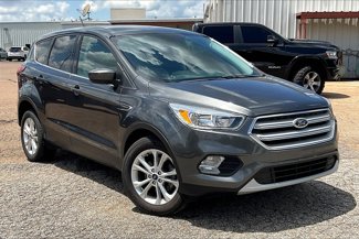 Used 2019 Ford Escape SE image 1