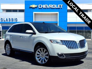 Used 2013 Lincoln MKX FWD image 1