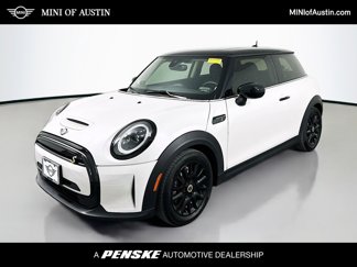 Used 2024 MINI Cooper SE image 1