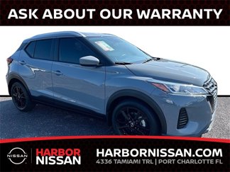 Used 2023 Nissan Kicks SV image 1