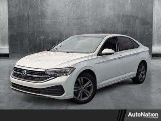 Used 2024 Volkswagen Jetta SE w/ Panoramic Sunroof Package image 1