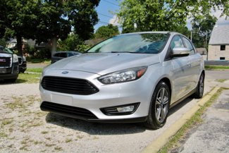 Used 2017 Ford Focus SE image 1