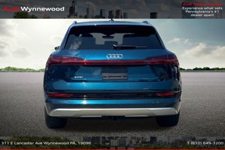 Used 2019 Audi e-tron Prestige w/ Prestige Package image 1