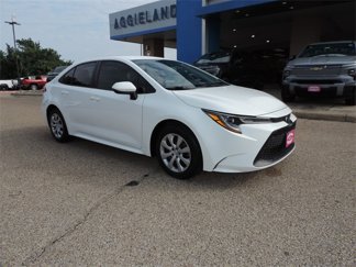 Used 2022 Toyota Corolla LE image 1