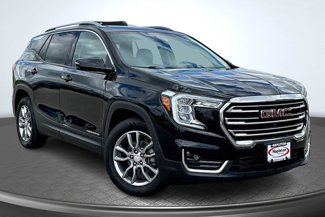 Used 2022 GMC Terrain SLT w/ Infotainment Package II image 1