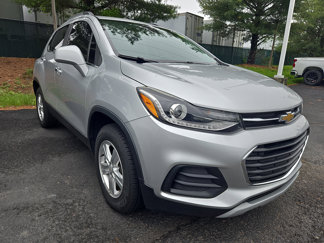 Used 2018 Chevrolet Trax LT w/ LT Convenience Package image 1
