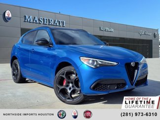 Used 2022 Alfa Romeo Stelvio Veloce image 1