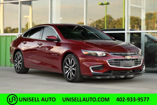Used 2018 Chevrolet Malibu LT image 1