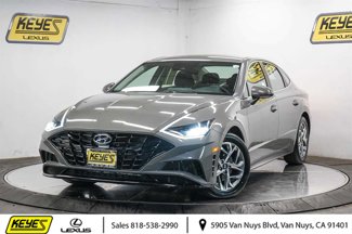 Used 2022 Hyundai Sonata SEL image 1