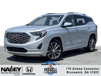 Used 2020 GMC Terrain Denali w/ Denali Premium Package image 1