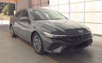 Used 2024 Hyundai Elantra SEL image 1