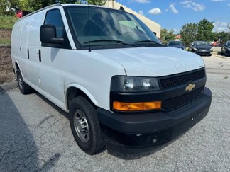 Used 2021 Chevrolet Express 3500 w/ Driver Convenience Package image 1