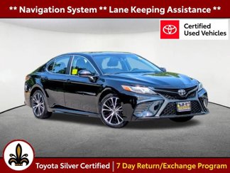 Certified 2019 Toyota Camry SE image 1