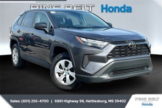 Used 2024 Toyota RAV4 LE image 1
