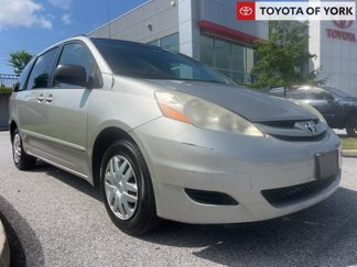Used 2009 Toyota Sienna LE image 1