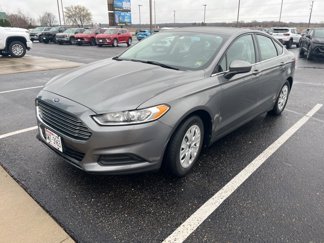 Used 2014 Ford Fusion S image 1