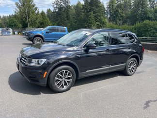 Used 2020 Volkswagen Tiguan SE image 1