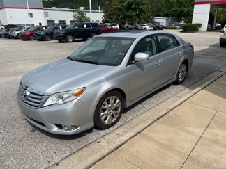 Used 2012 Toyota Avalon image 1