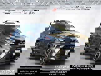 Used 2020 Toyota C-HR XLE image 1