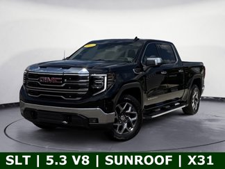 Used 2023 GMC Sierra 1500 SLT image 1