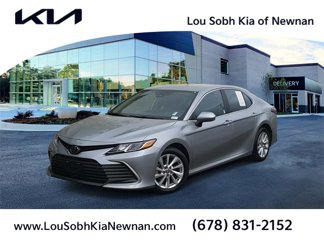 Used 2023 Toyota Camry LE image 1