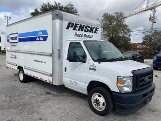 Used 2022 Ford E-350 and Econoline 350 Super Duty image 1