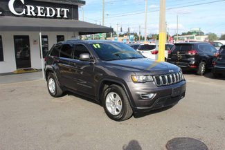 Used 2017 Jeep Grand Cherokee Laredo w/ Quick Order Package 2BE image 1