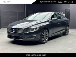 Used 2015 Volvo S60 T5 Platinum w/ 19" Sport Package image 1