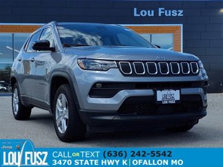 Used 2022 Jeep Compass Latitude w/ Convenience Group image 1