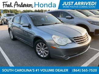 Used 2010 Chrysler Sebring Limited image 1