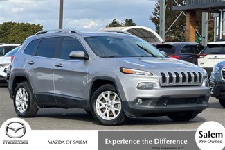 Used 2018 Jeep Cherokee Latitude image 1