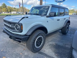 New 2024 Ford Bronco Black Diamond w/ Sasquatch Package image 1