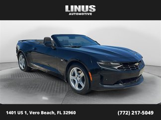 Used 2023 Chevrolet Camaro LT image 1