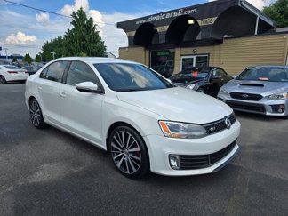 Used 2014 Volkswagen Jetta GLI image 1