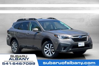 Used 2021 Subaru Outback Premium image 1